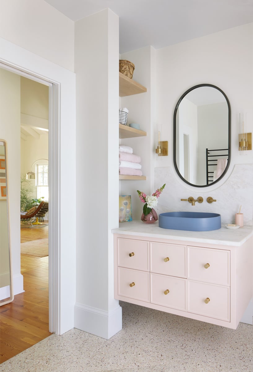 carriage_house_bathroom_druit_hills_atlanta_ga